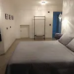 A Melhor Acomodacao Entre Pinhais E Curitiba - Quarto Para Ate O4 Pessoas Em Casa Com Garagem